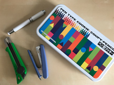 金属の含まれた文房具